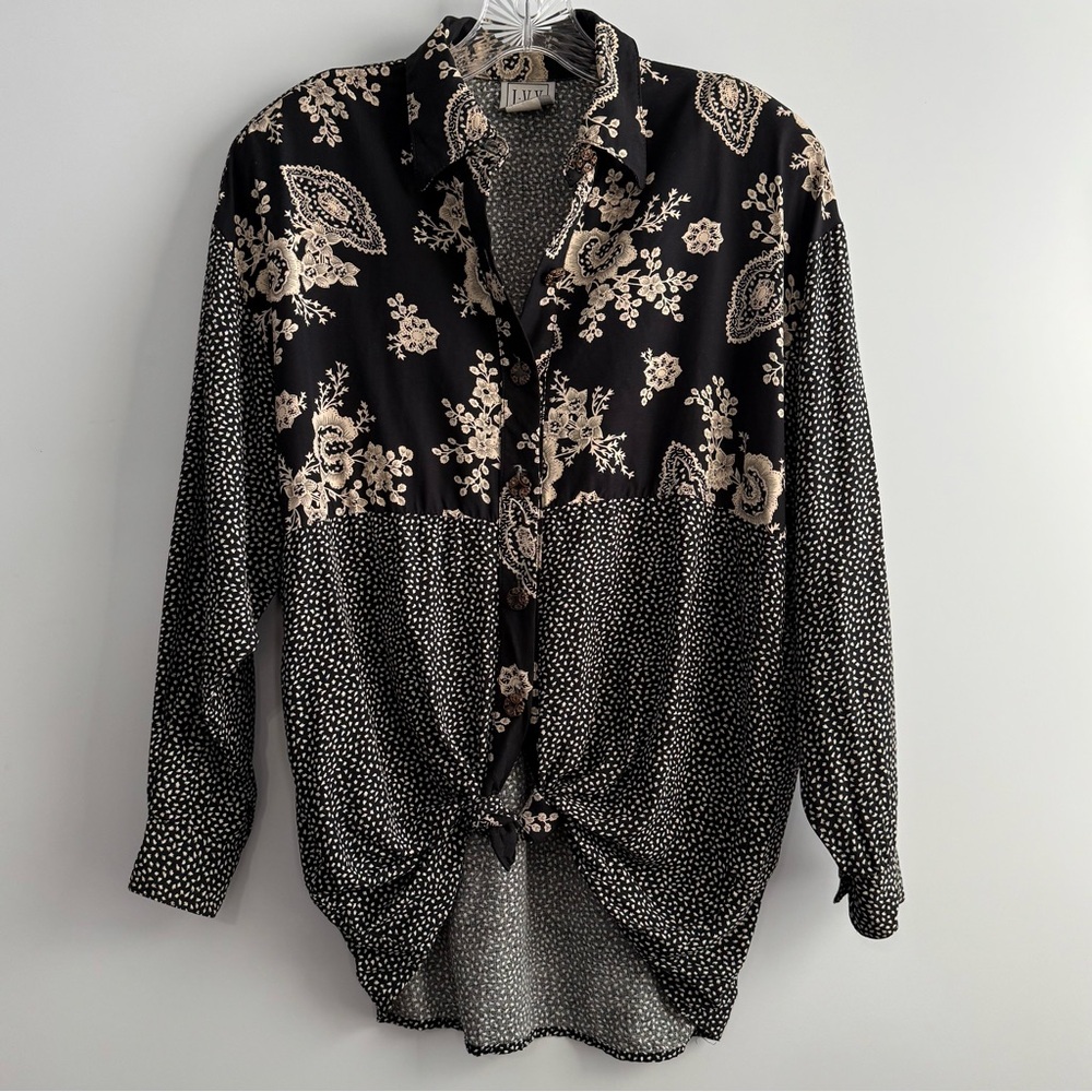 IVY Black, White Long Sleeve Blouse Made in USA Size Small